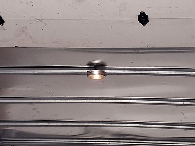 2012 Ford E350 14' Box Van w/Liftgate - 22867125 - 23