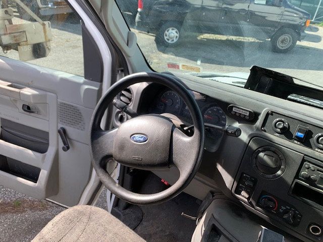 2012 Ford E350 SD PEOPLE MOVER MINI BUS LOW MILES MECHANIC SPECIAL - 21878819 - 32