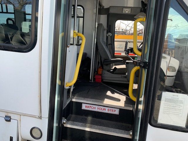 2012 Ford E350 SD PEOPLE MOVER MINI BUS LOW MILES MECHANIC SPECIAL - 21878819 - 34