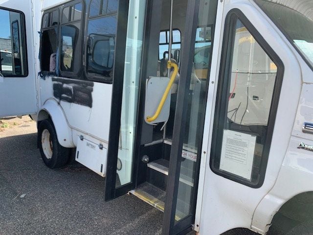 2012 Ford E350 SD PEOPLE MOVER MINI BUS LOW MILES MECHANIC SPECIAL - 21878819 - 37