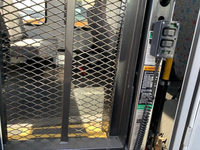 2012 Ford E350 SD PEOPLE MOVER MINI BUS LOW MILES MECHANIC SPECIAL - 21878819 - 41