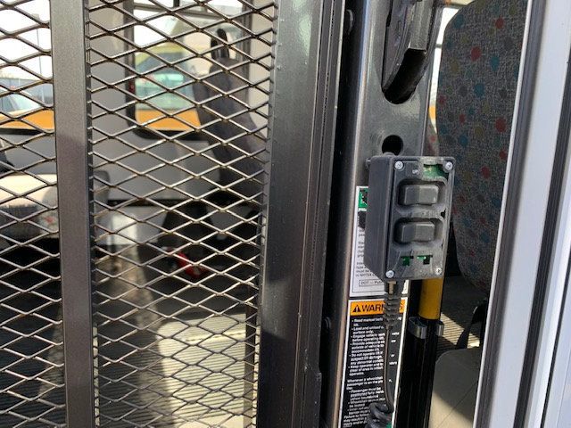 2012 Ford E350 SD PEOPLE MOVER MINI BUS LOW MILES MECHANIC SPECIAL - 21878819 - 42