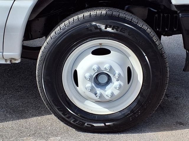 2012 Ford E450 14' Box Van w/Liftgate - 22867125 - 35