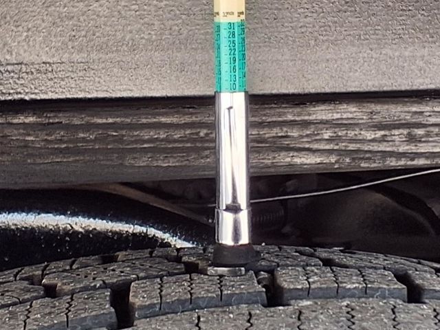 2012 Ford E450 14' Box Van w/Liftgate - 22867125 - 38