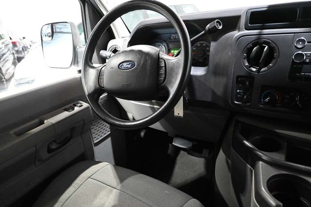 2012 Ford Econoline Wagon E-350 Super Duty Ext XLT - 22984867 - 25