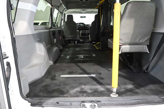 2012 Ford Econoline Wagon E-350 Super Duty Ext XLT - 22984867 - 27