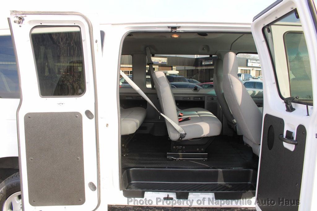2012 FORD E-350 - Image 17