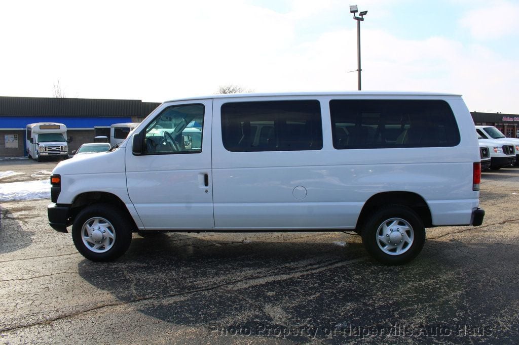 2012 FORD E-350 - Image 2
