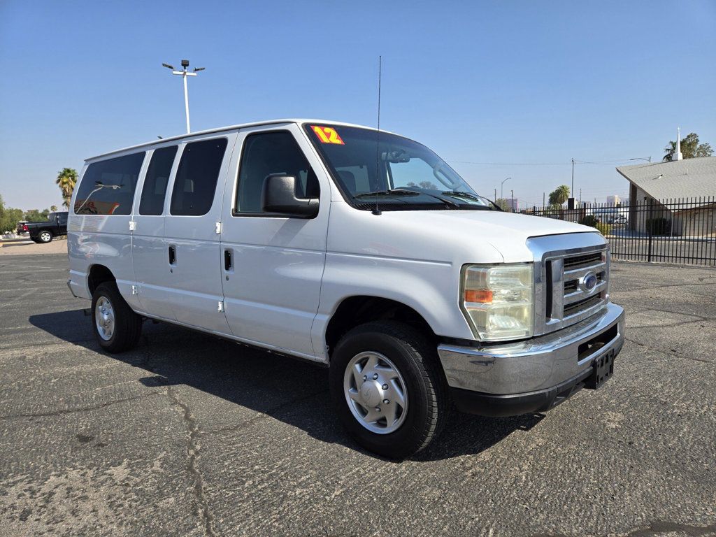 2012 Ford Econoline Wagon E-350 Super Duty XLT - 22580764 - 4