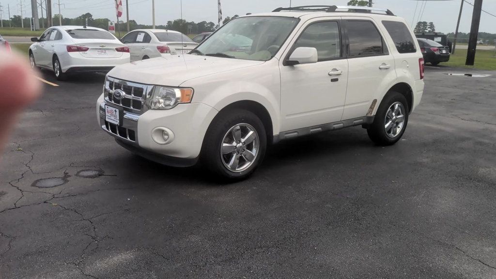 Ford Escape FWD 4dr Limited photo 4