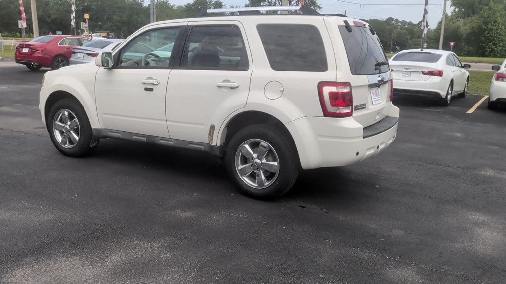 Ford Escape FWD 4dr Limited photo 6