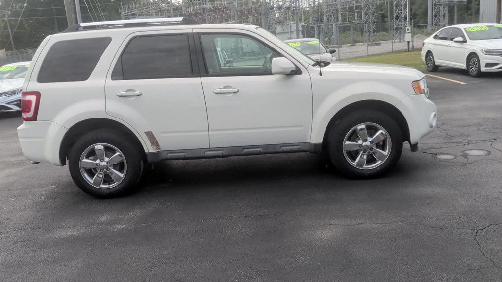 Ford Escape FWD 4dr Limited photo 9