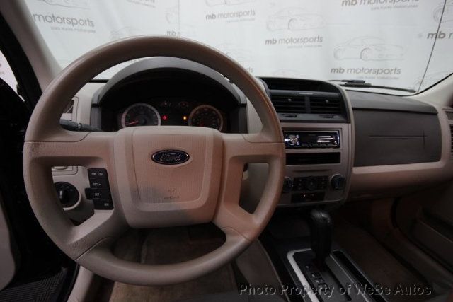 2012 Ford Escape FWD 4dr XLS - 22458973 - 14