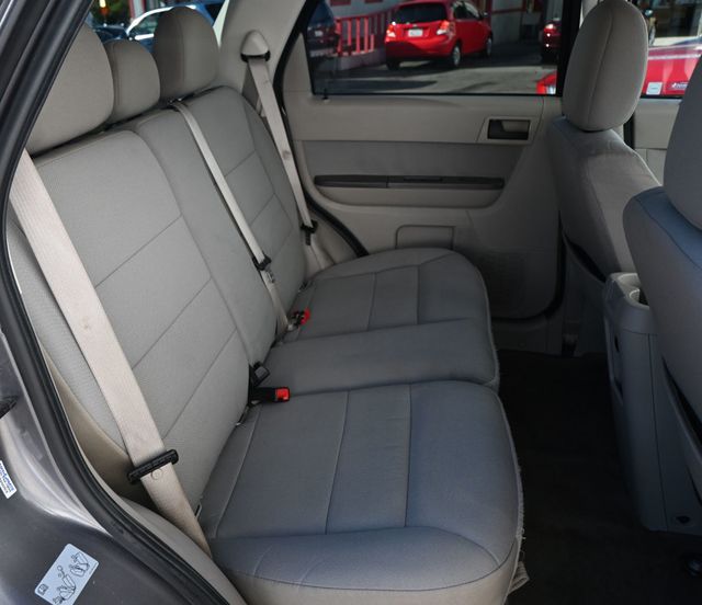 2012 Ford Escape FWD 4dr XLT - 22965369 - 10