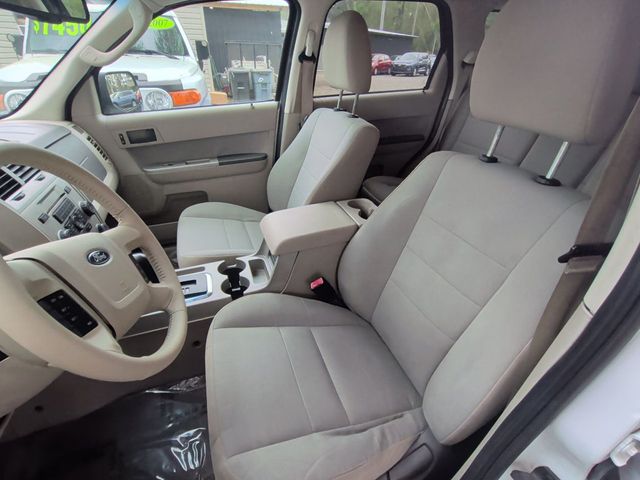 2012 Ford Escape FWD 4dr XLT - 22984721 - 13