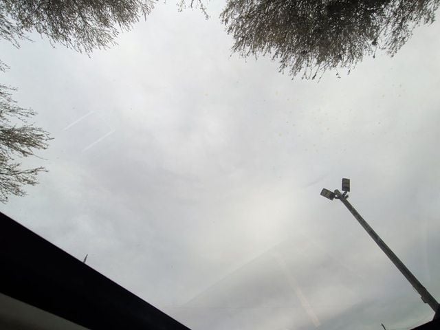 2012 Ford Escape FWD 4dr XLT - 22984721 - 18