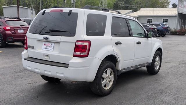 2012 Ford Escape FWD 4dr XLT - 22984721 - 7