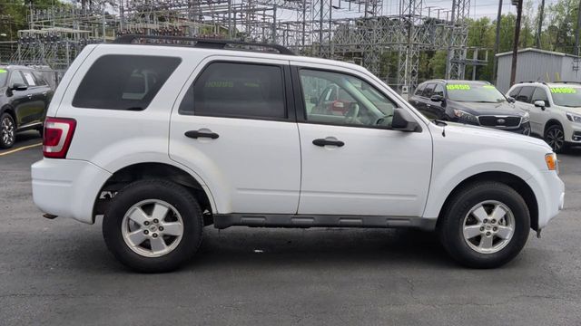 2012 Ford Escape FWD 4dr XLT - 22984721 - 8