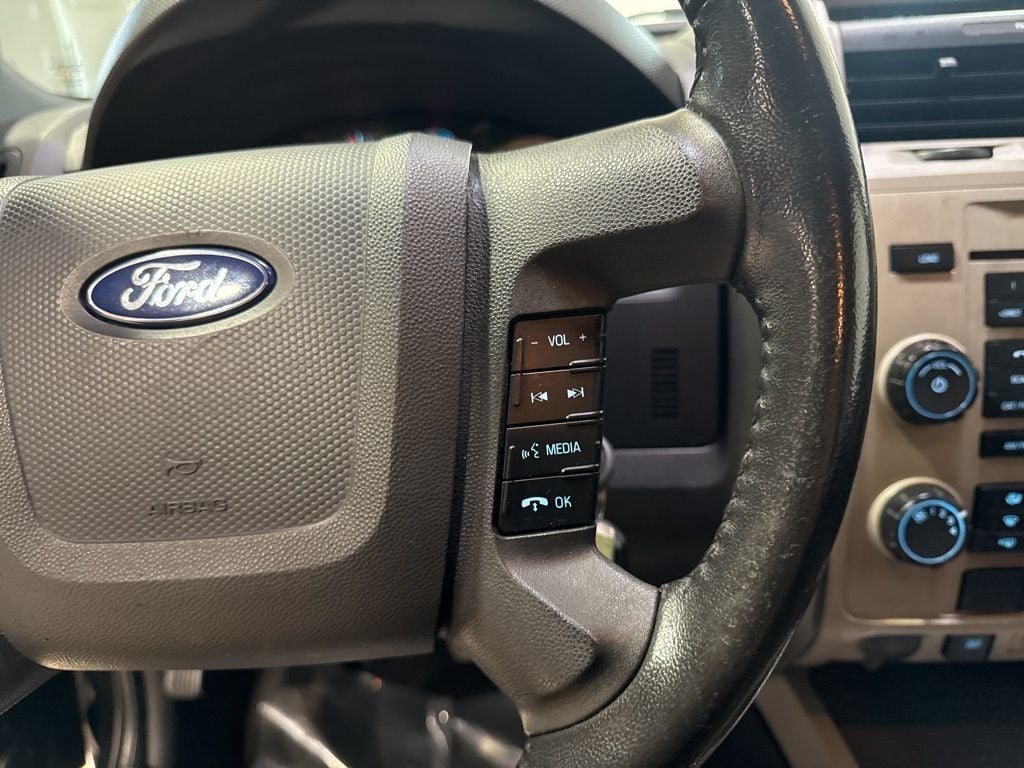 2012 Ford Escape FWD 4dr XLT - 23005763 - 10