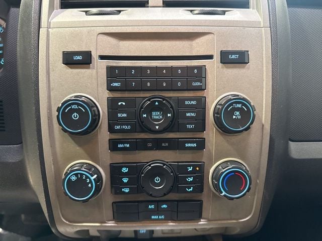 2012 Ford Escape FWD 4dr XLT - 23005763 - 16