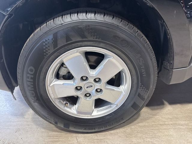 2012 Ford Escape FWD 4dr XLT - 23005763 - 1