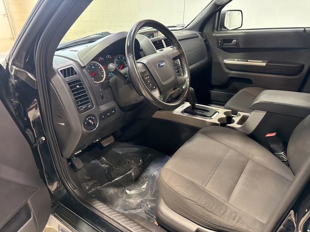 2012 Ford Escape FWD 4dr XLT - 23005763 - 22