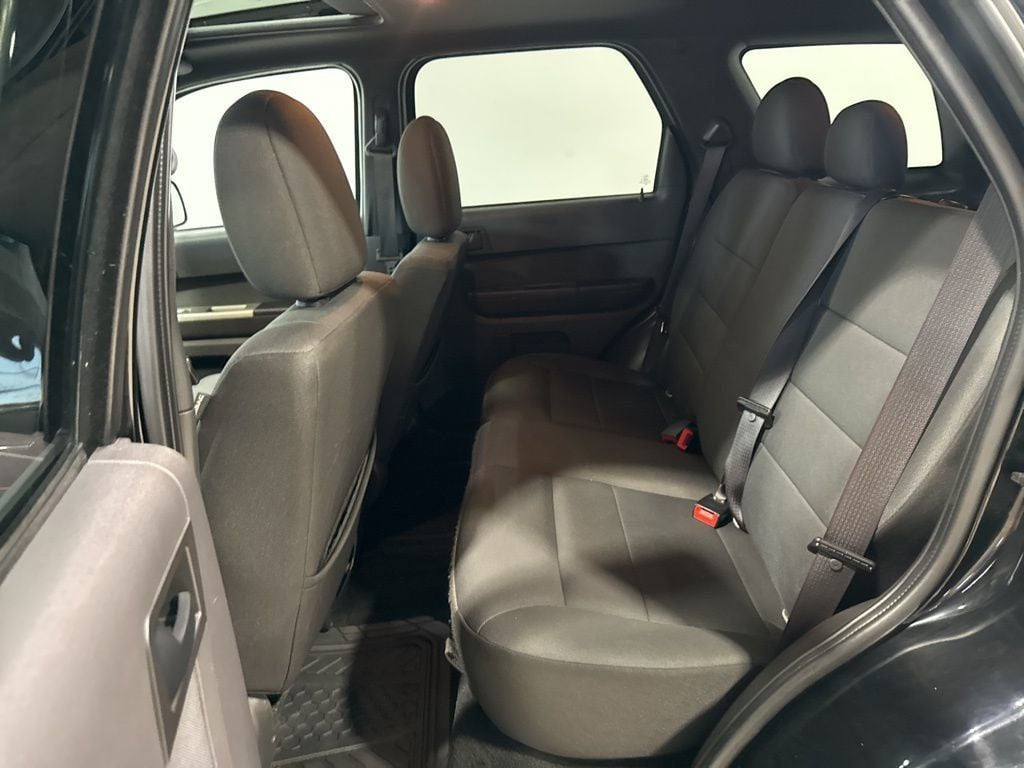 2012 Ford Escape FWD 4dr XLT - 23005763 - 27