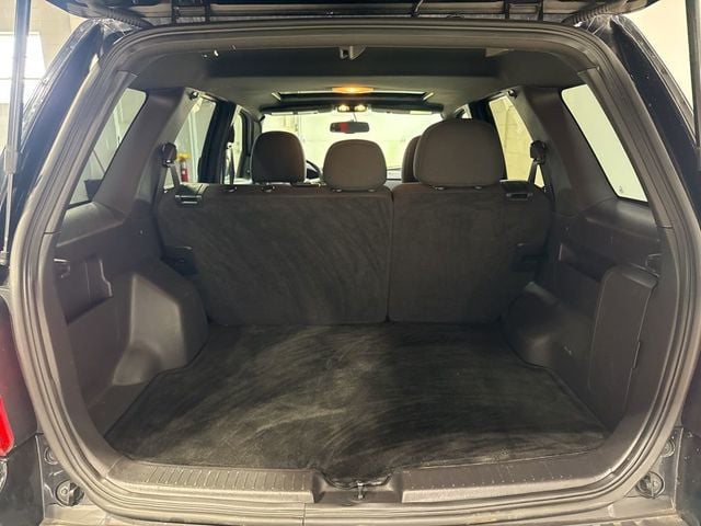 2012 Ford Escape FWD 4dr XLT - 23005763 - 31