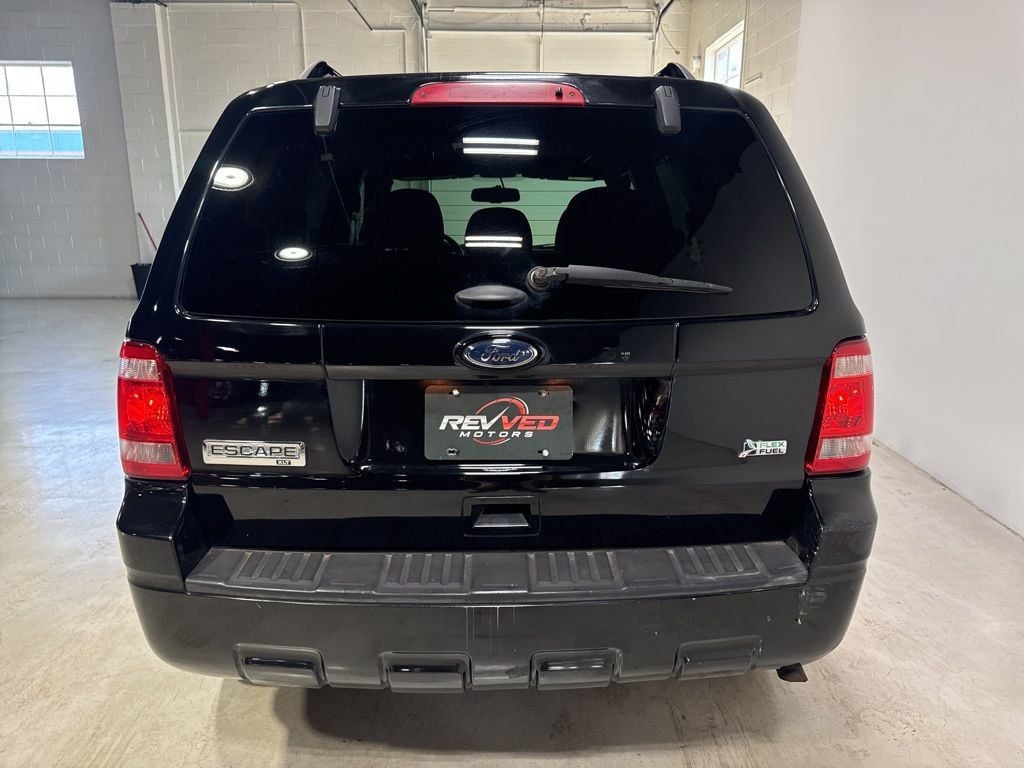 2012 Ford Escape FWD 4dr XLT - 23005763 - 5
