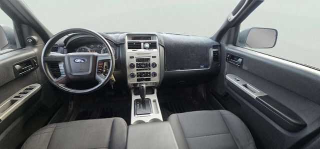2012 Ford Escape FWD 4dr XLT - 23007422 - 6