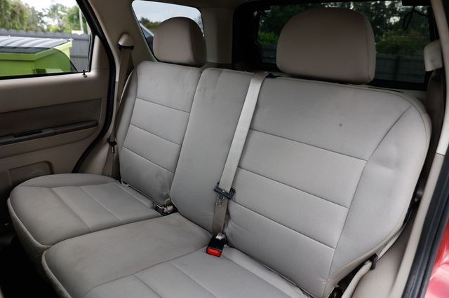 2012 Ford Escape FWD 4dr XLT - 23067242 - 10