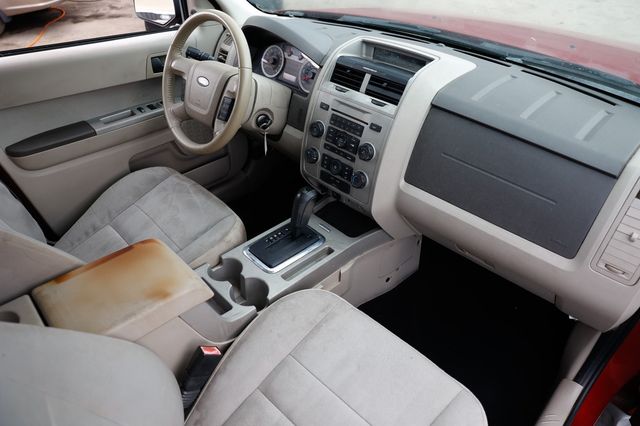 2012 Ford Escape FWD 4dr XLT - 23067242 - 20