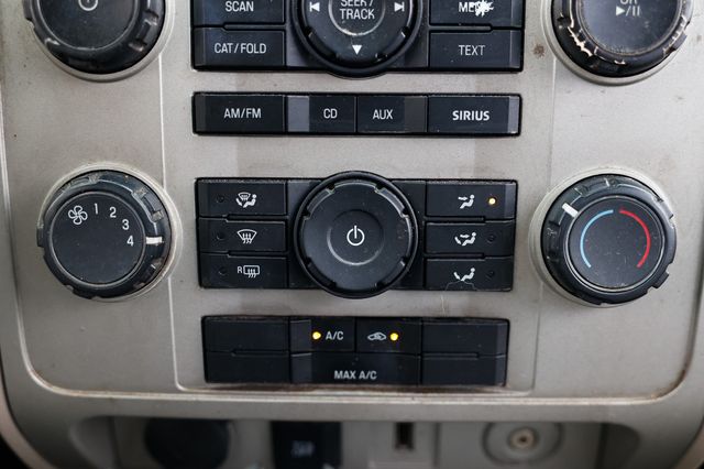 2012 Ford Escape FWD 4dr XLT - 23067242 - 30