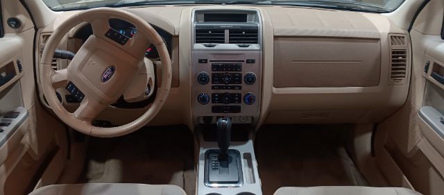 2012 Ford Escape FWD 4dr XLT - 22973332 - 3