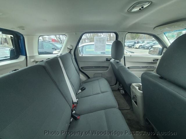 2012 Ford Escape XLS - 22774081 - 10