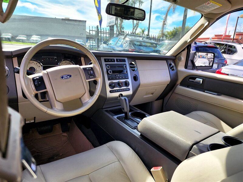 2012 Ford Expedition  - 22300230 - 6