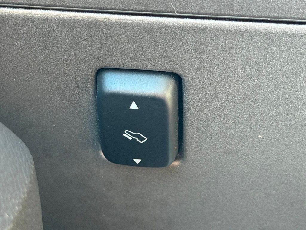 2012 Ford Expedition 4WD 4dr Limited - 22992274 - 38