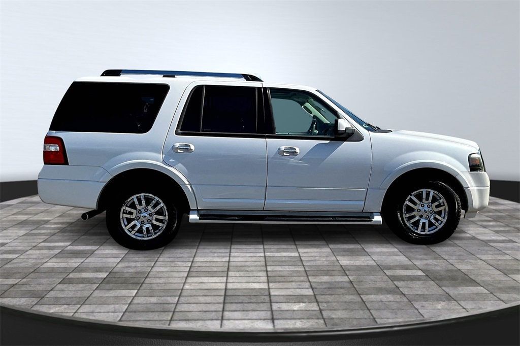 2012 Ford Expedition Limited photo 8