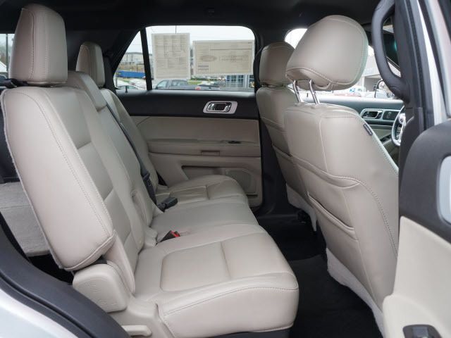 2012 Ford Explorer 4WD 4dr XLT - 11875873 - 16