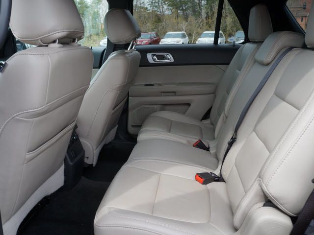 2012 Ford Explorer 4WD 4dr XLT - 11875873 - 5