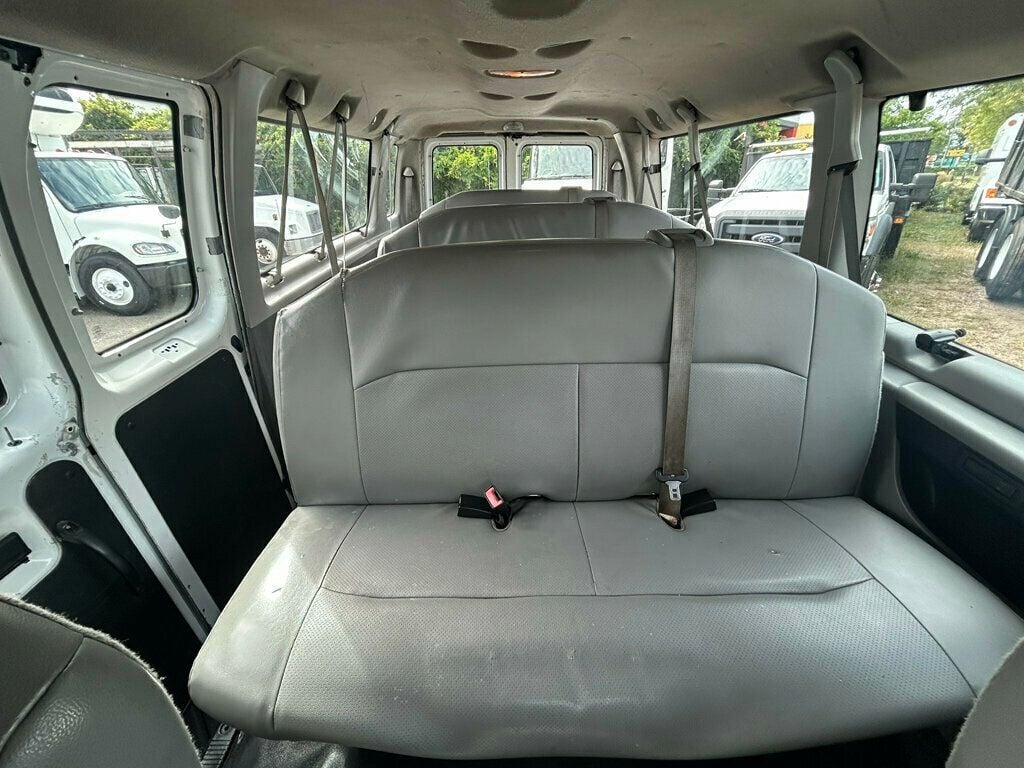2012 Ford E-350 E350 SUPER DUTY EXTENDED PASSENGER VAN - 22921547 - 19