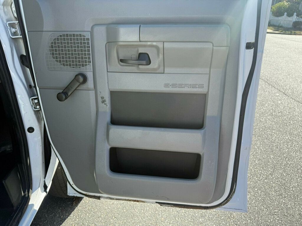 2012 Ford E-350 E350 SUPER DUTY EXTENDED PASSENGER VAN - 22921547 - 20