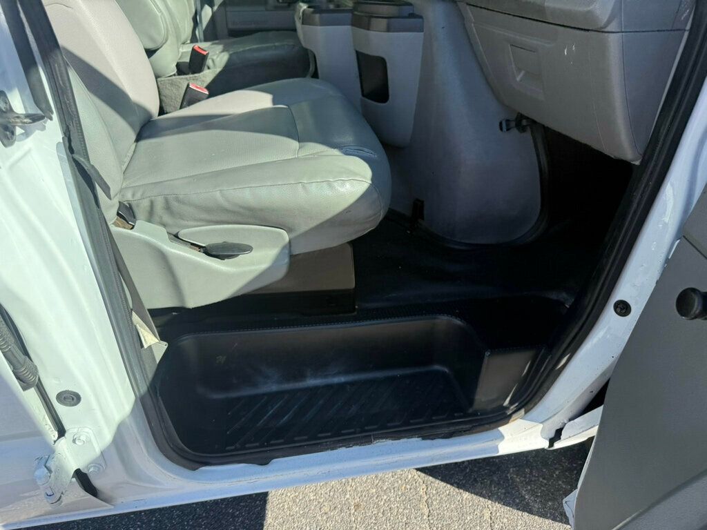 2012 Ford E-350 E350 SUPER DUTY EXTENDED PASSENGER VAN - 22921547 - 22