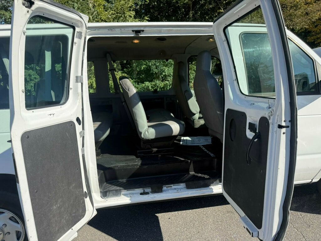 2012 Ford E-350 E350 SUPER DUTY EXTENDED PASSENGER VAN - 22921547 - 26