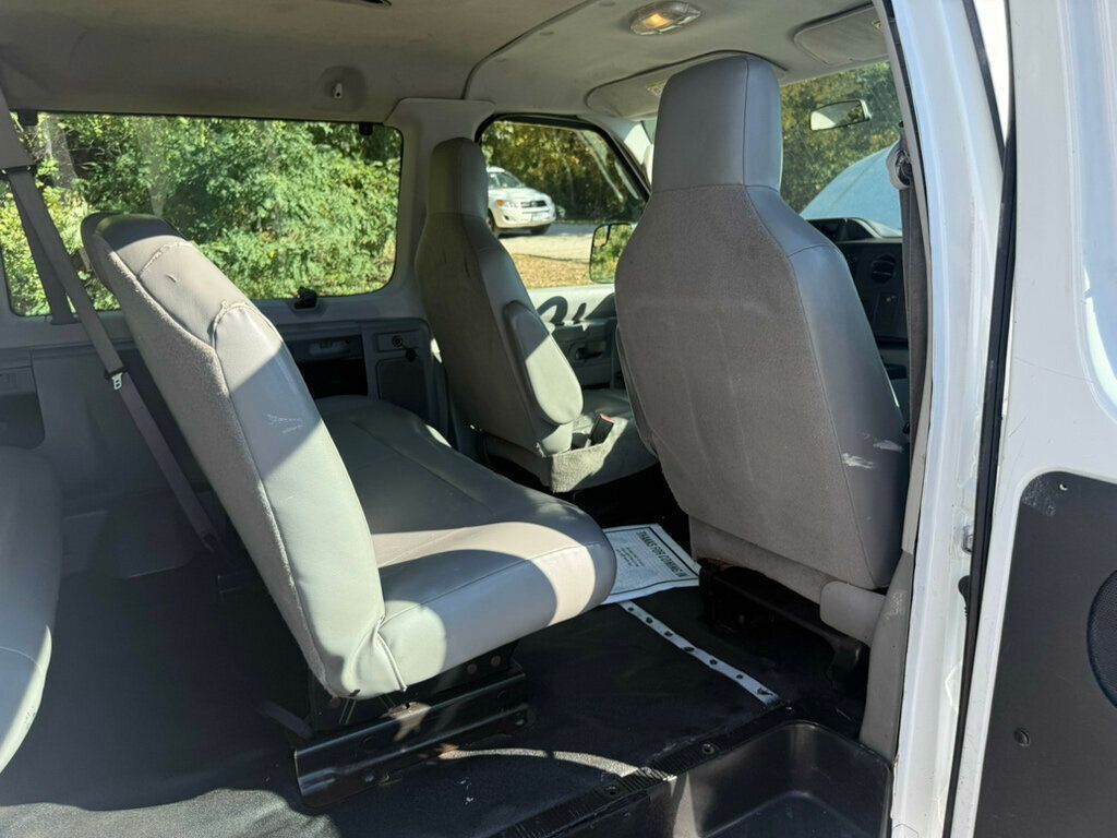 2012 Ford E-350 E350 SUPER DUTY EXTENDED PASSENGER VAN - 22921547 - 28