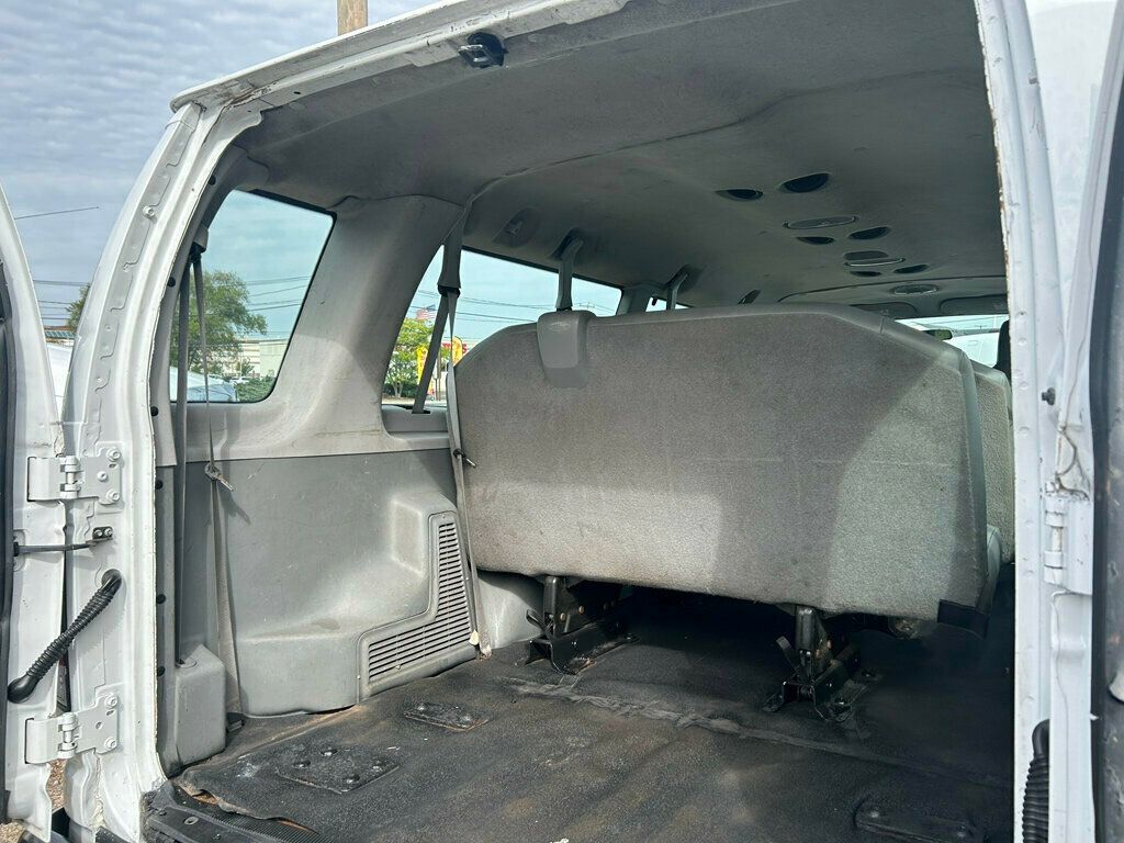 2012 Ford E-350 E350 SUPER DUTY EXTENDED PASSENGER VAN - 22921547 - 35