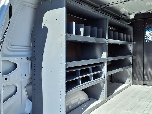 2012 Ford E-Series E-250 - 22976802 - 21