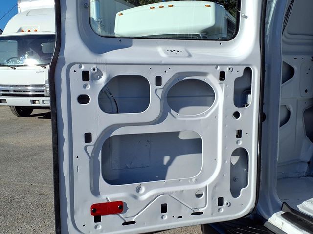 2012 Ford E-Series E-250 - 22976802 - 23
