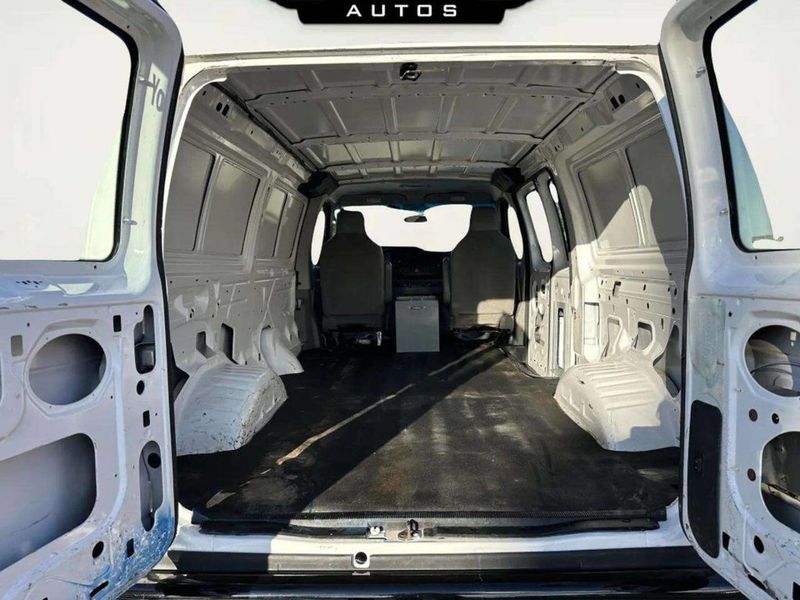 2012 Ford E-Series E 250 3dr Cargo Van - 23042473 - 10