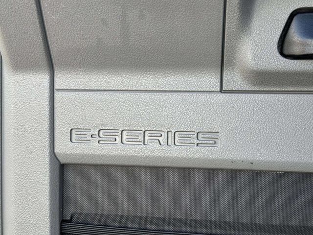 2012 Ford E-Series E 250 3dr Cargo Van - 23042473 - 25